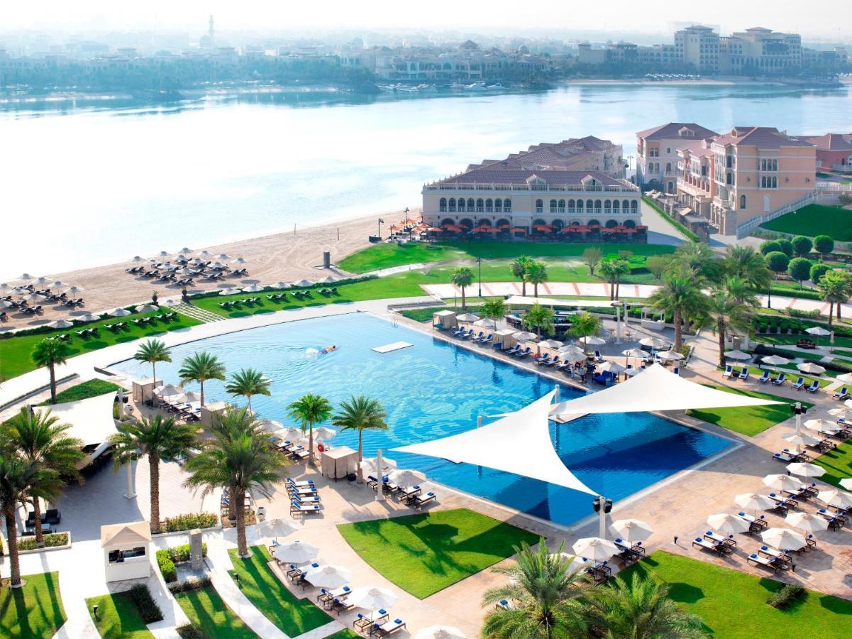 The Ritz-Carlton Abu Dhabi, Grand Canal Extérieur photo